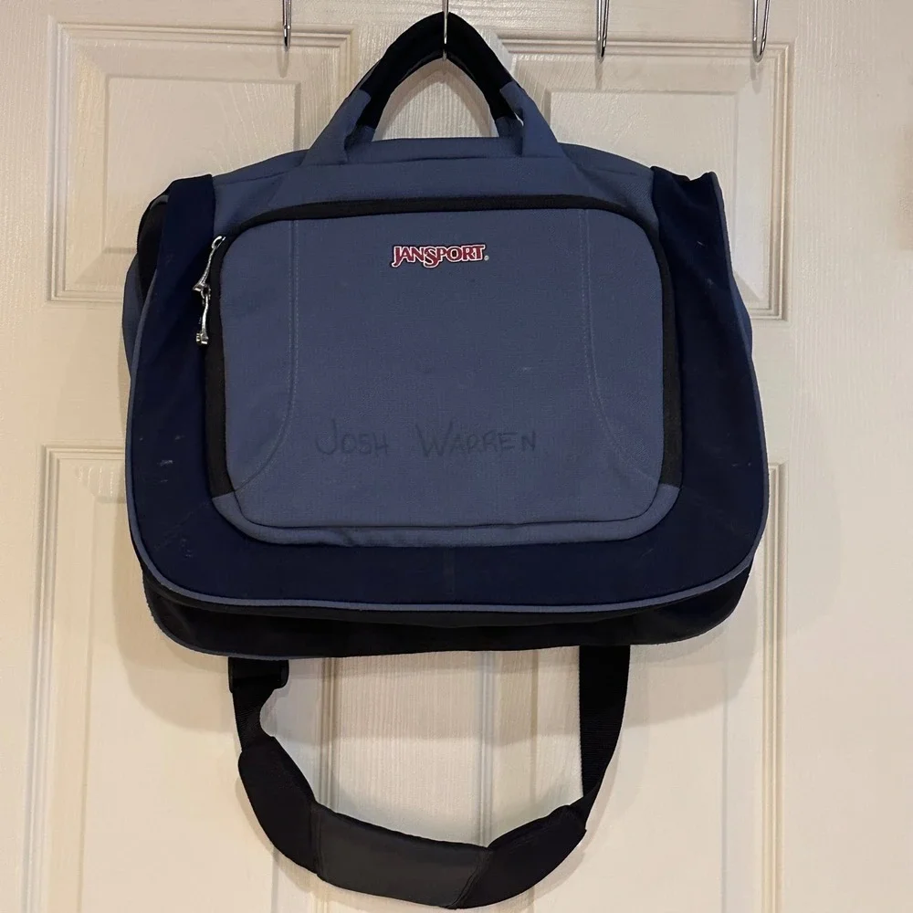 JanSport Blue Messenger Laptop Bag Padded Shoulder Strap Two Tone Navy